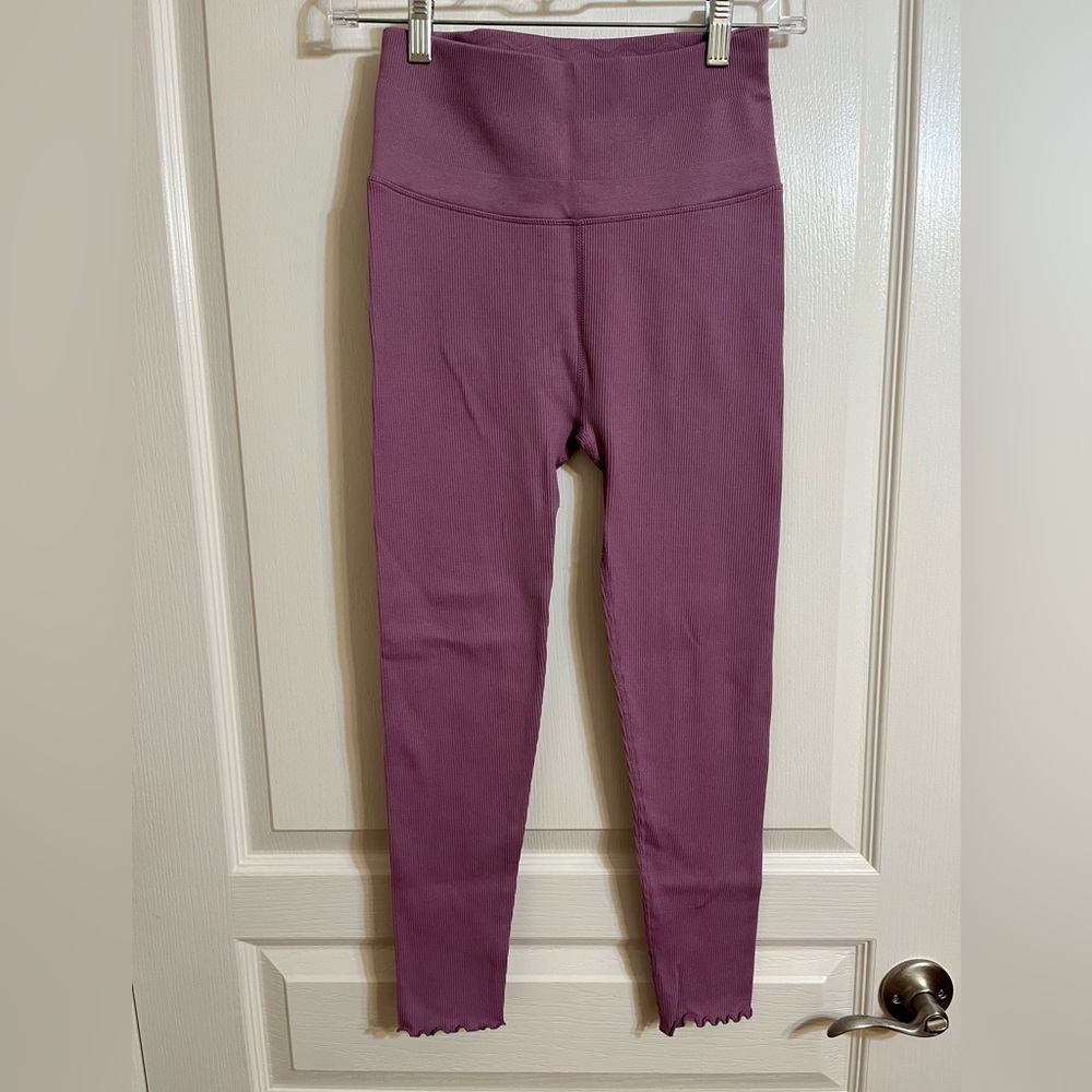 Spiritual Gangster Mauve Leggings XS/S